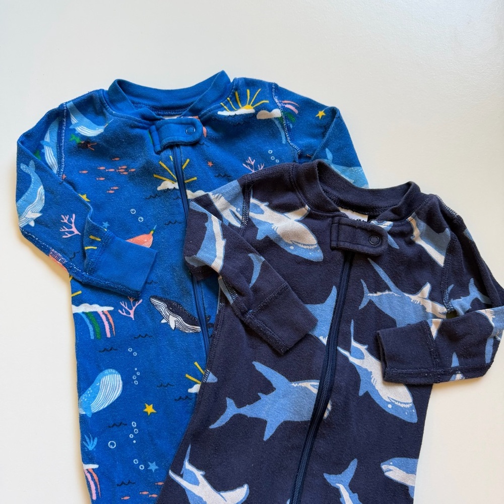 Hanna Andersson Blue Ocean & Navy Shark Fleece Pajama Set